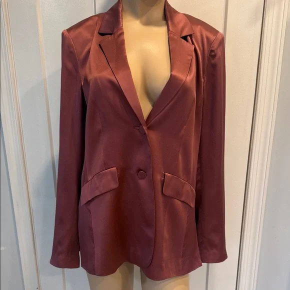 cinq a sept Satin Blazer in Rosewood - Picture 9 of 9